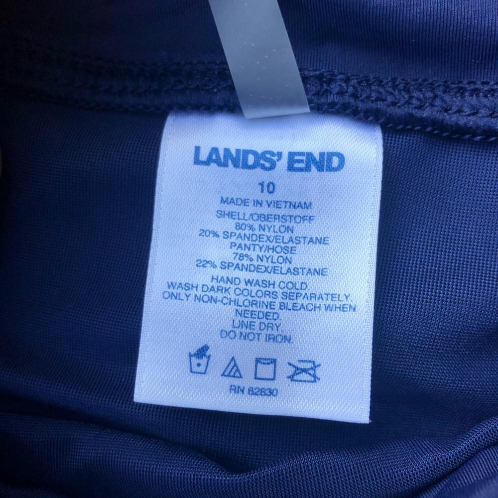 Lands end blue running shorts size 10 - Picture 2 of 6